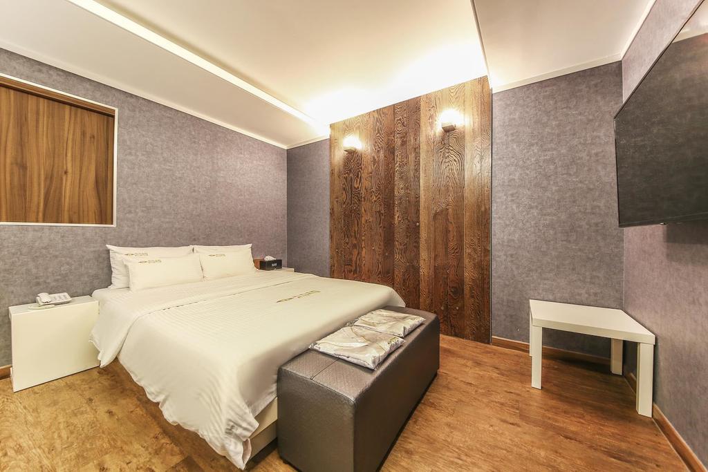 Richi Hotel Сувон Екстериор снимка